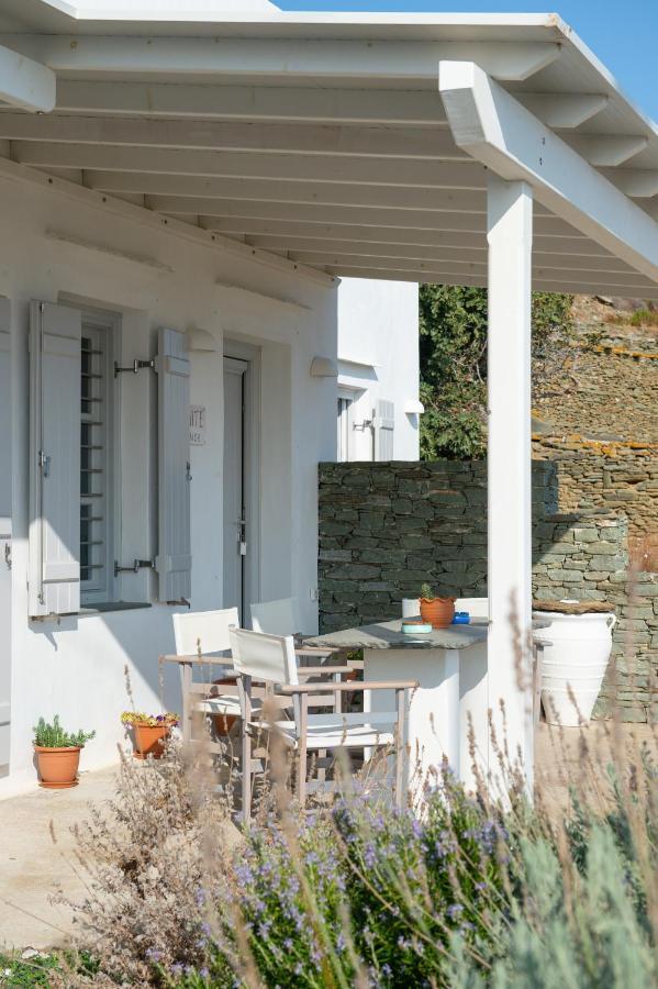 Вілла Grey House Exambela Екстер'єр фото